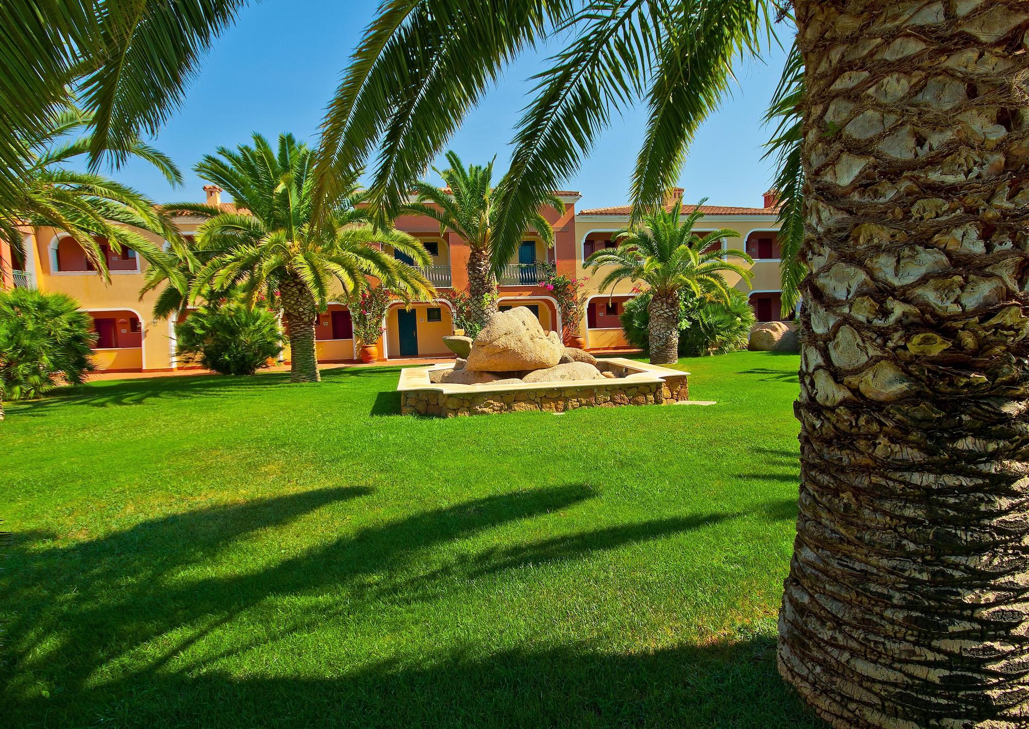 I Giardini Di Cala Ginepro Hotel Resort 卡拉·利贝罗托 外观 照片